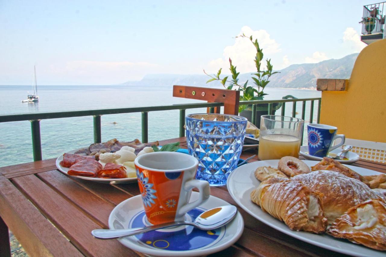 Bed and Breakfast Bb Il Generale à Scilla Extérieur photo